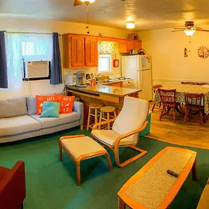 Bell Harbour 2 Apartment